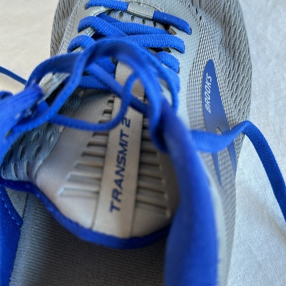Brooks Transmit 2 gray and blue running shoes, size 8 - Picture 7 of 9